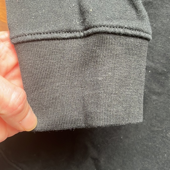 EUC Gap long sleeve, corset, back sweatshirt - Picture 3 of 14